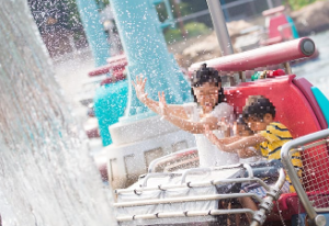 夏ディズニーシーびしょ濡れ