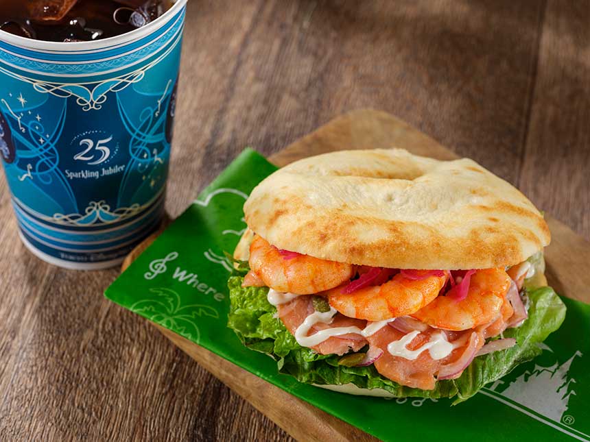 フォカッチャサンド（シュリンプ＆サーモントラウト）