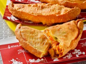 フライドピザ（チキン＆モッツァレッラ）