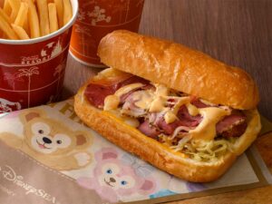 デニッシュサンド（パストラミビーフ＆チーズ）