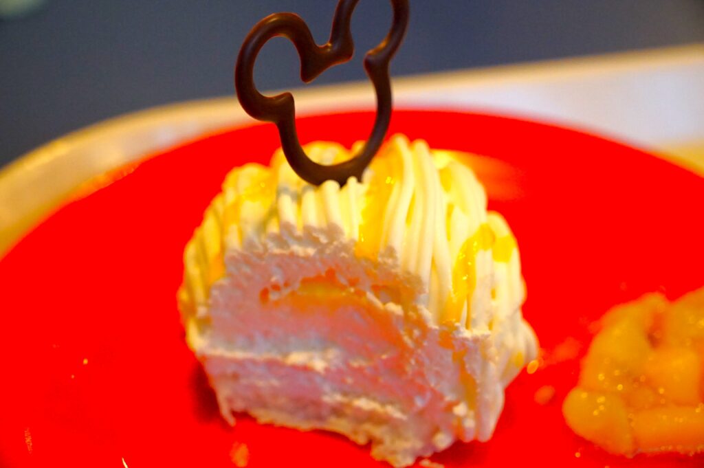 レアチーズモンブラン断面