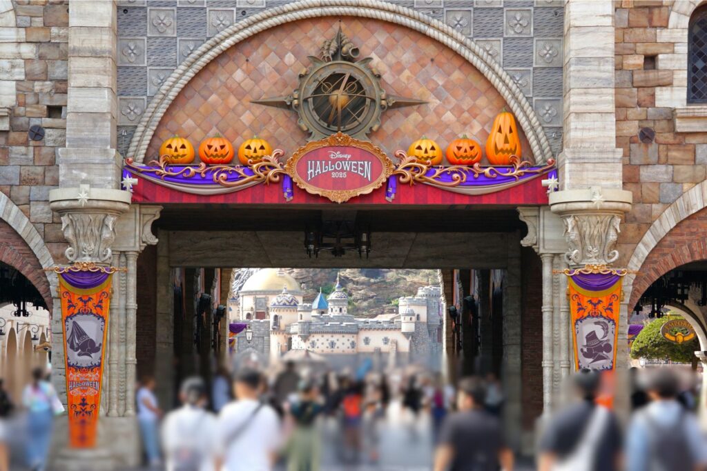 ミラコスタ通り入口