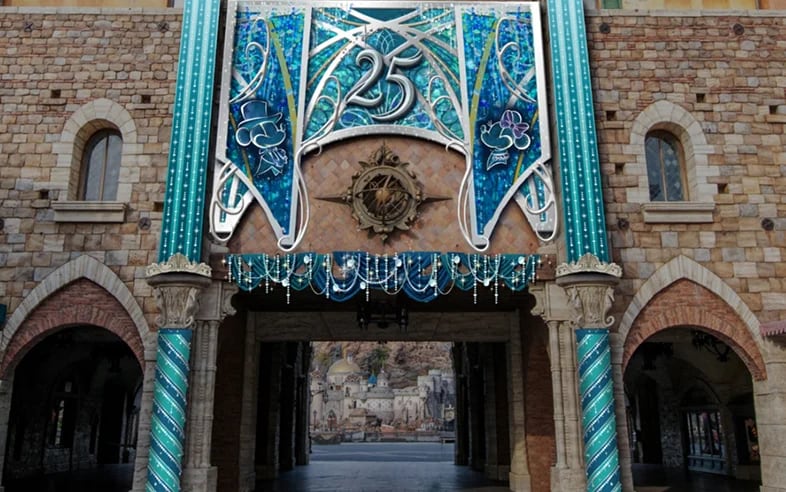 ミラコスタ通り