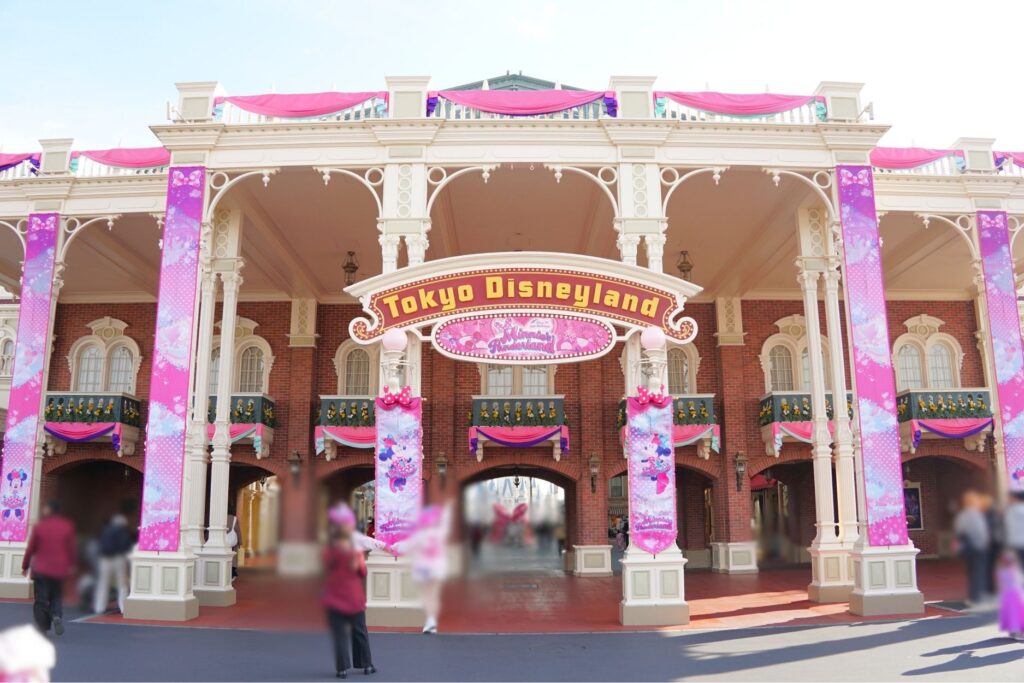 ワールドバザール入口