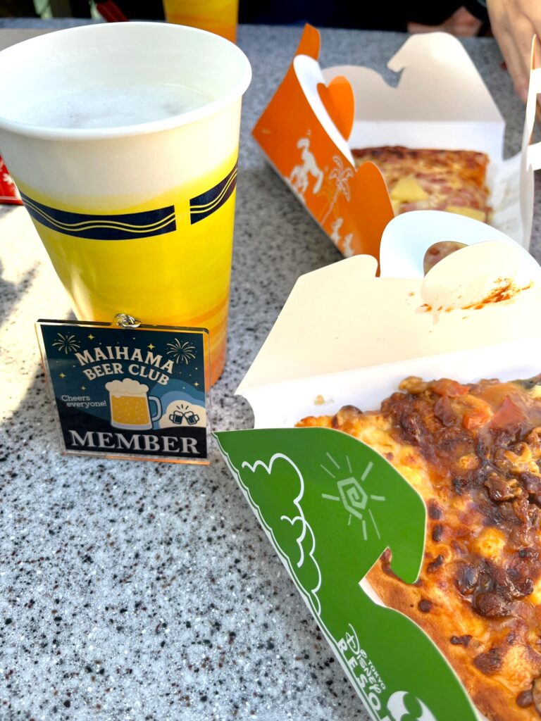 牛カルビとバーベキューソースのピザ3