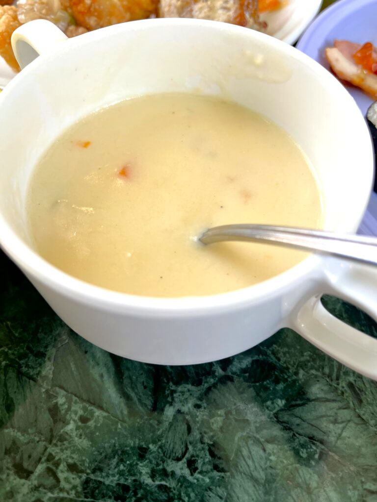 チャーリー特製味噌クラムチャウダー/レストラン櫻