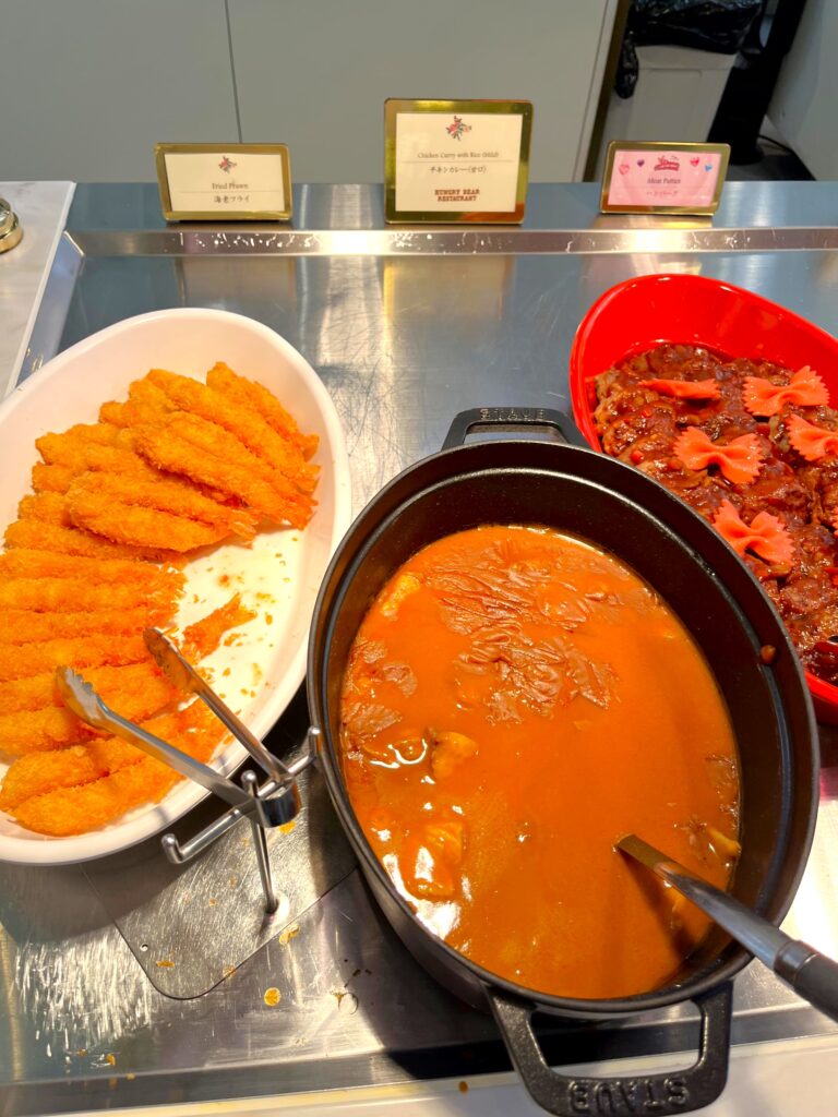 チキンカレー（甘口）/ハングリーベア・レストラン