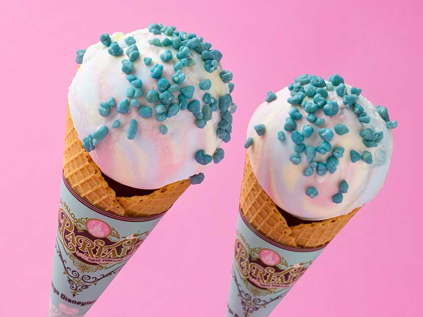 カラフルマーブルアイス（ストロベリー、バニラ、ソーダ）