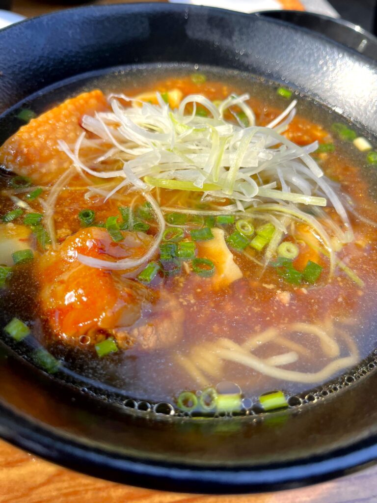 豚角煮とマーボー豆腐のあんかけ麺アップ