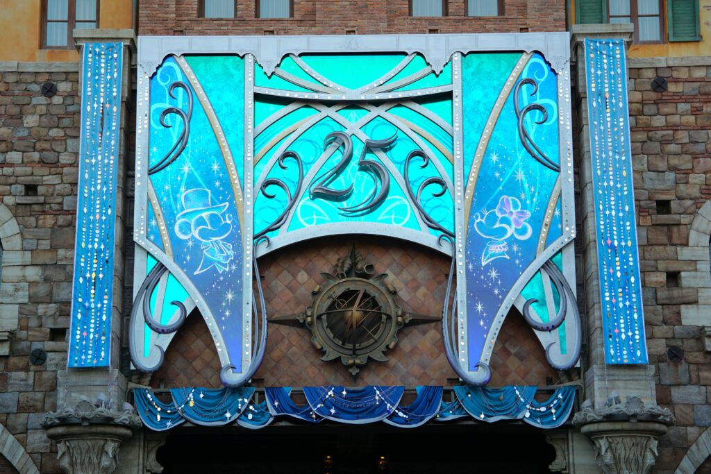 ミラコスタ通り3