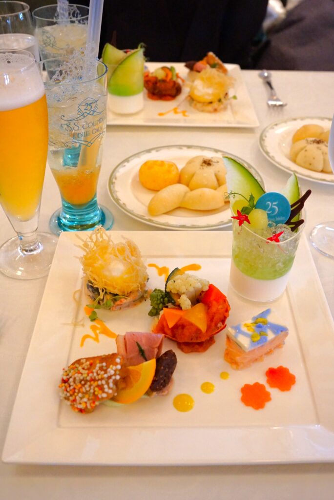 S.S.コロンビア号での
お食事