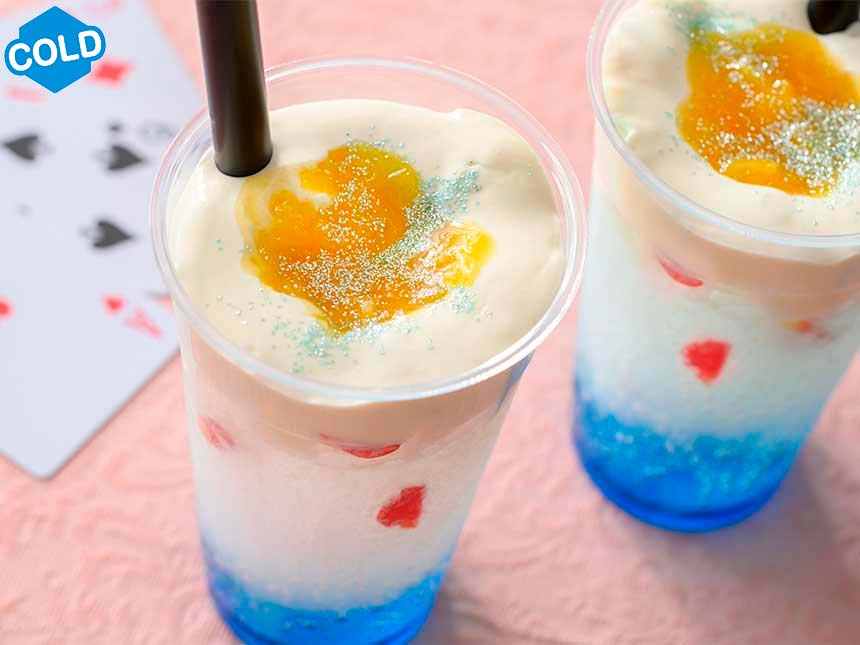 スパークリングドリンク(ブルーシロップ、甘夏、ホイップ)