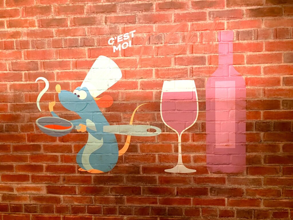 レミー店内装飾1