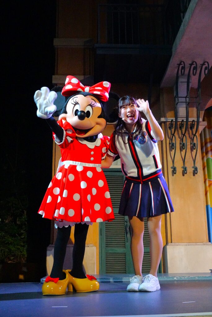 ジャンボリーミッキーのミニーとお姉さん