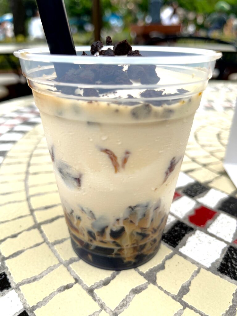 コーヒーミルクスムージー横から