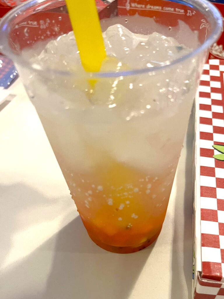 スパークリングドリンク（フルーツ＆ナタデココ）
